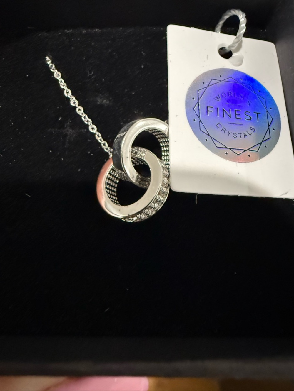 Nic and Syd Aritzia Necklace - Picture 3 of 6